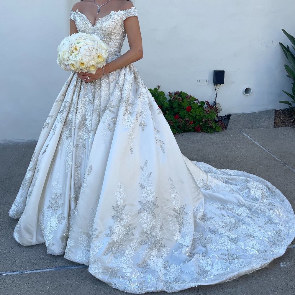 Stephen Yearick/Ysa Makino Wedding Gown